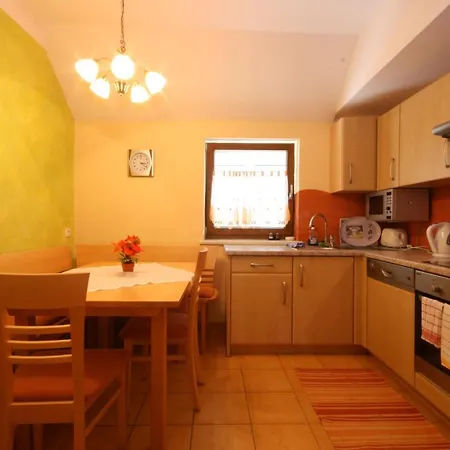 Pichlhof - Comfort Near Planai Apartman *